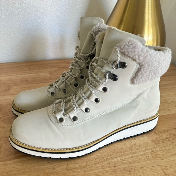 Cole Haan Zerogrand Explore Hiker Boot Size 9.5 - Picture 1 of 14